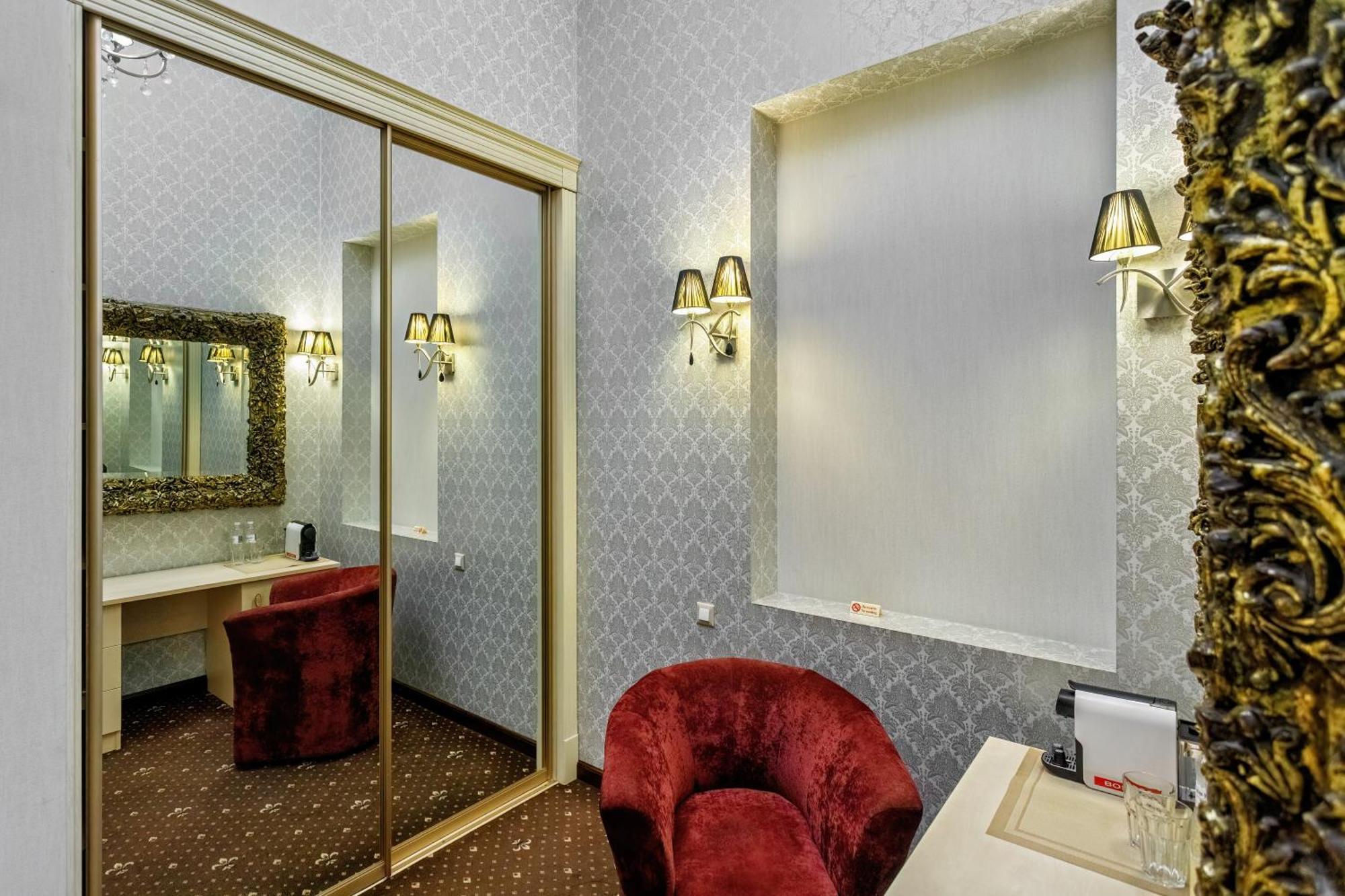 Vintage Art Hotel Одесса Экстерьер фото