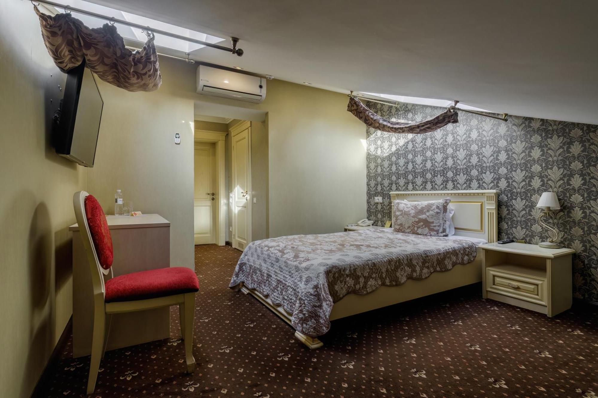 Vintage Art Hotel Одесса Экстерьер фото