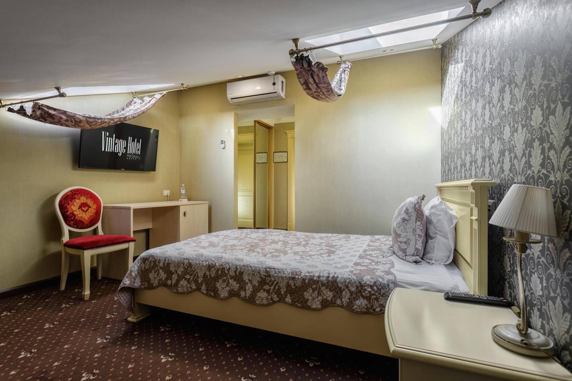 Vintage Art Hotel Одесса Экстерьер фото